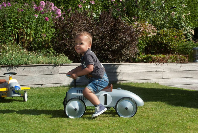 Retro Roller Ride-On