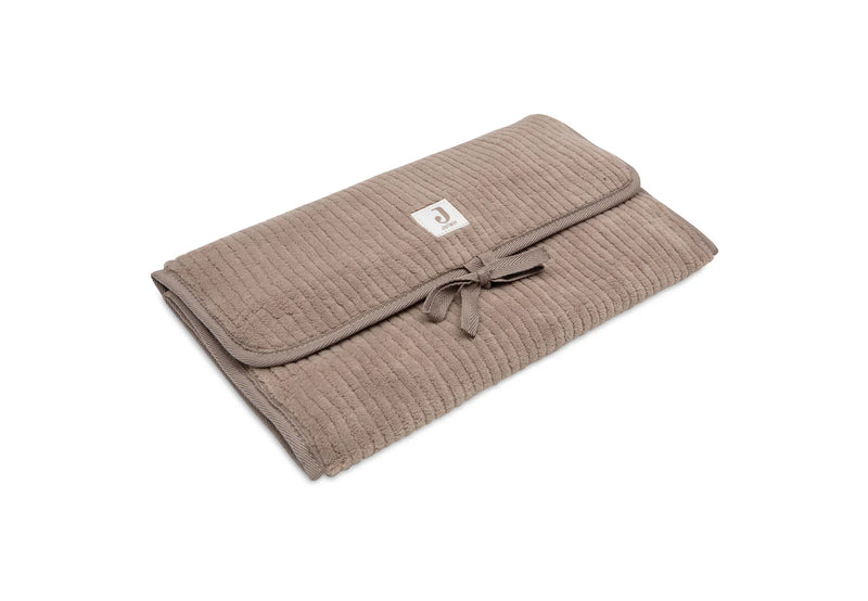 Changing Pad With Storage Pockets