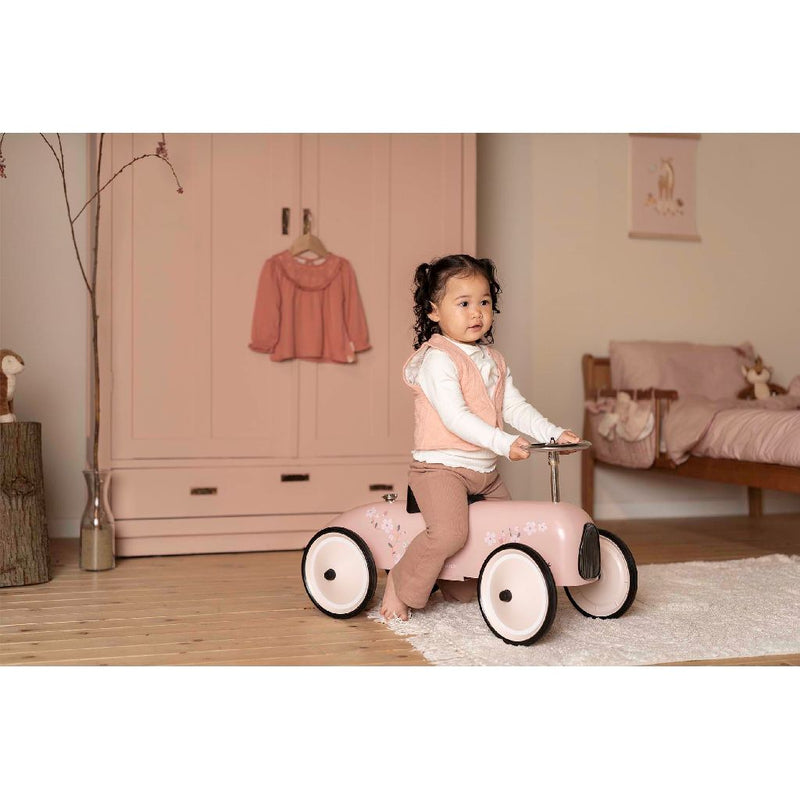 LD Retro Walking Car