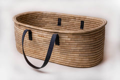 Ko-Coon Timeless moses basket black angled view