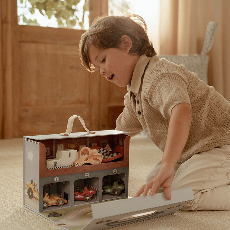 LD Wooden Racetrack In Play Case FSC