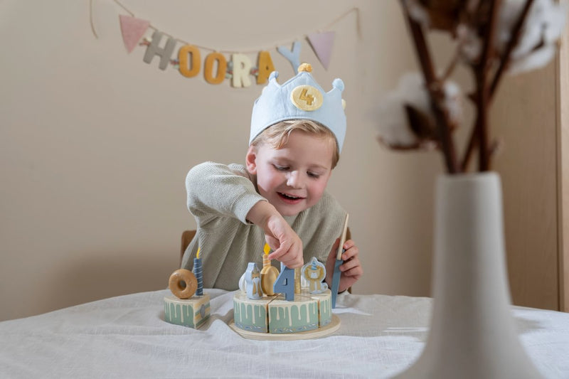 LD Birthday Crown With Numbers