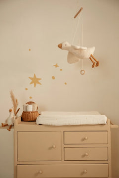 LD Floating Goose Decoration