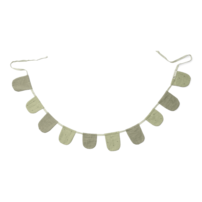 LD Garland With Flags