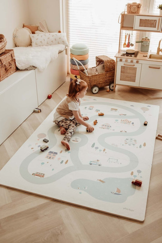 Reversible Playmat & Storage Box EEVAA