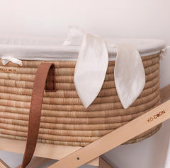 Ko-Coon Timeless moses basket tan handles close up