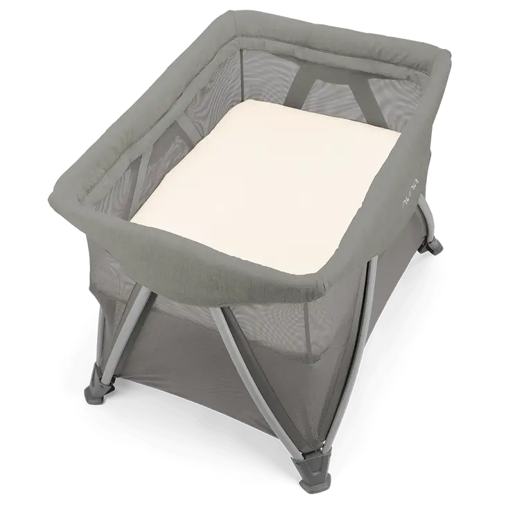 Nuna SENA Aire Travel Cot  1