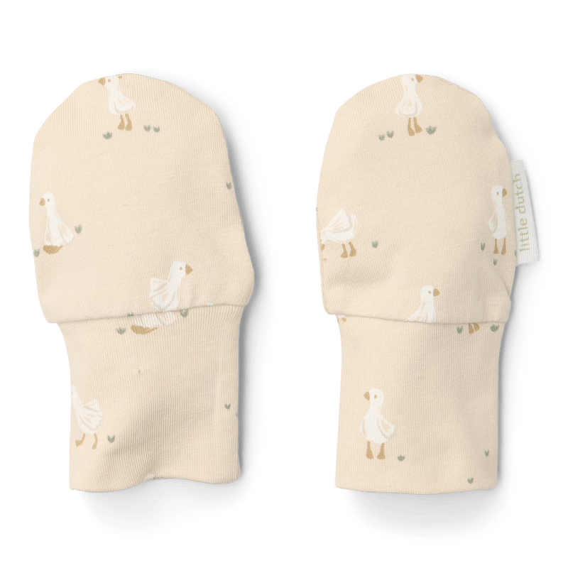 LD Crab Mittens Newborn Naturals