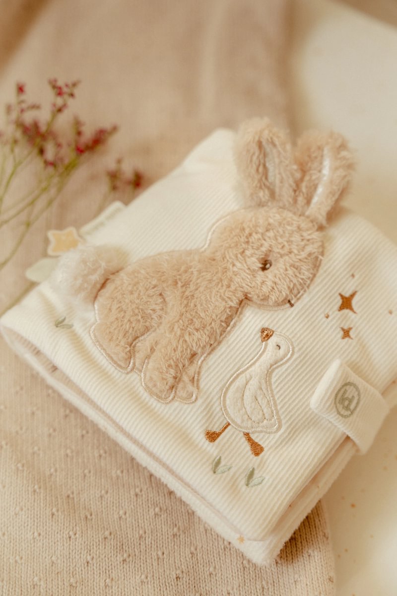 LD Soft Activity Book Newborn Naturals