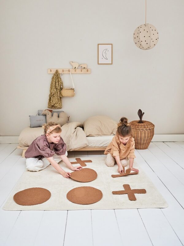 Rug Tic Tac Toe 120x120cm