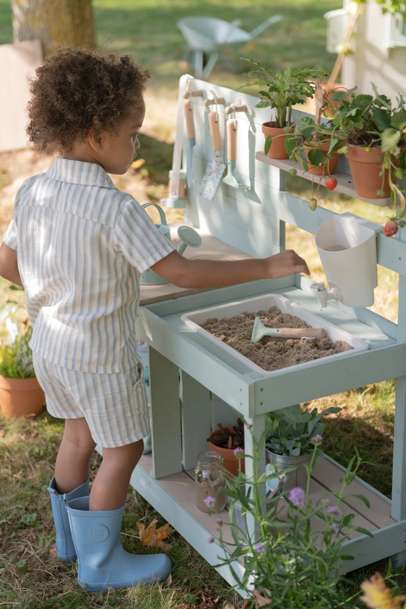 LD Wooden Garden Playhouse