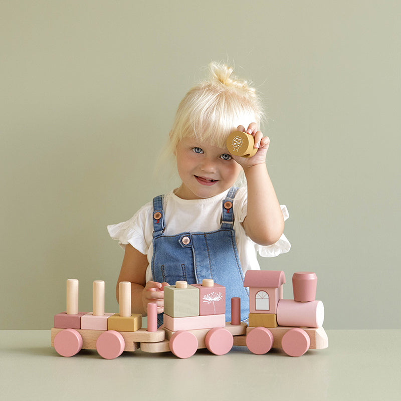 LD wooden stacking train