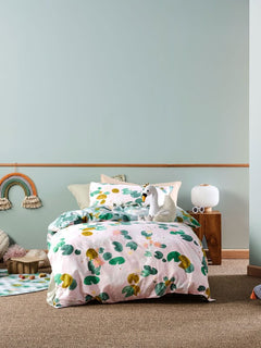 Duvet Cover Set Swanning Around